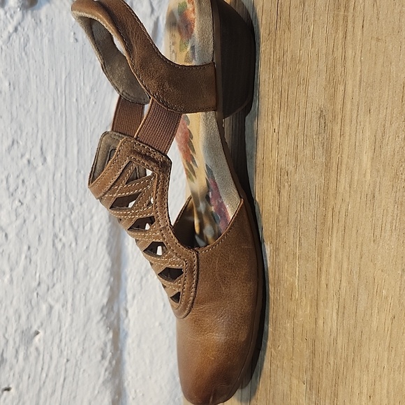 Taos Faith‎ Women's Brown Leather Slingback Low Heel Closed Toe Shoes Size 39 - Picture 5 of 16